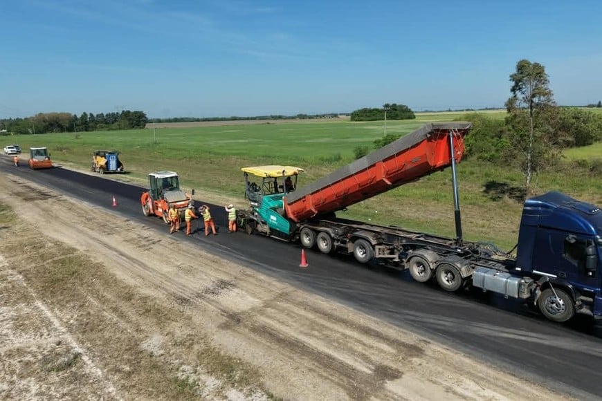 Reparan rutas provinciales en cuatro departamentos del centro y norte santafesino