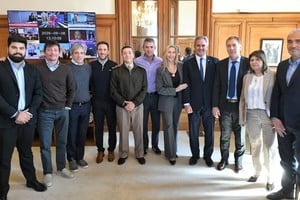En esta ocasión, Luis Caputo no estuvo presente al encontrarse de viaje en Tailandia por la agenda del FMI.