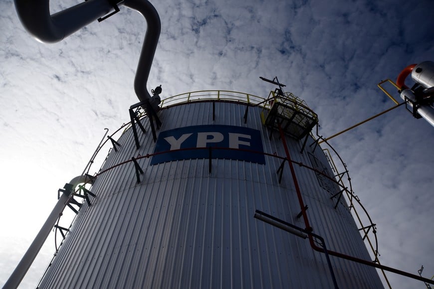 YPF. Gentileza