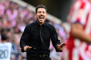 Soccer Football - LaLiga - Atletico Madrid v Real Madrid - Riyadh Air Metropolitano, Madrid, Spain - September 20, 2026
Atletico Madrid coach Diego Simeone reacts REUTERS/Juan Barbosa