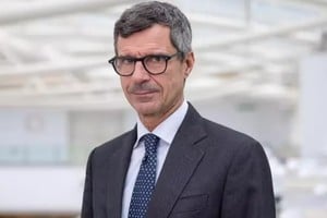 Stefano Margaritora liderará la intervención quirúrgica para extirpar el nódulo pulmonar del papa León XIV en el Policlínico Gemelli de Roma.