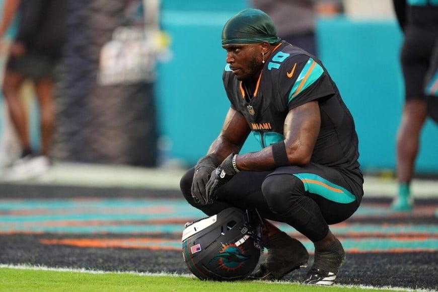 Tyreek Hill fue responsabilizado civilmente por dos episodios de agresión contra su esposa, Lakeeta Vaccaro.