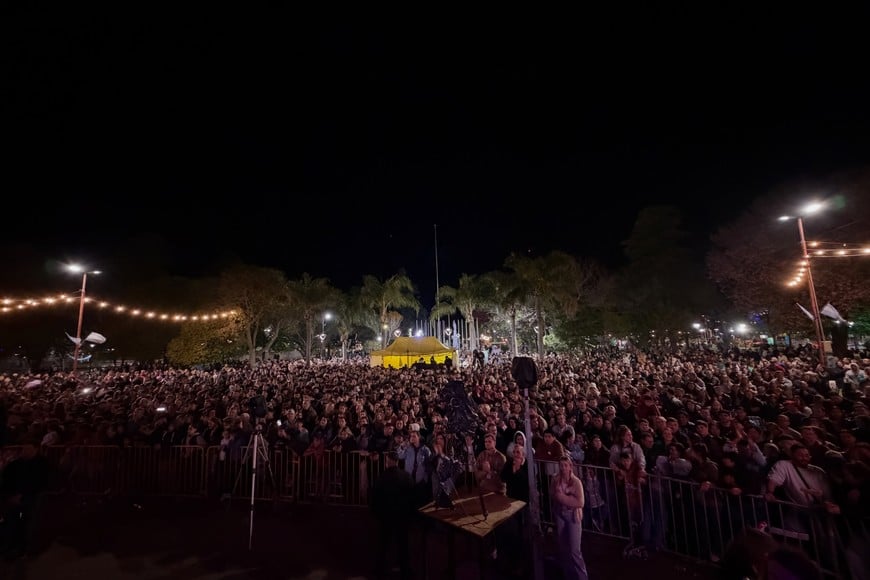 El resultado fue una realización concebida para homenajear la historia de Pilar desde el presente, a través de sus artistas, sus instituciones y el compromiso de quienes sostienen cotidianamente la vida cultural del pueblo