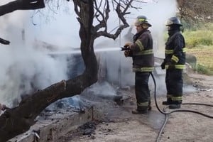El fuego provocó pérdidas importantes en cinco ambientes de la casa. Foto: El Litoral