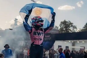 El piloto argentino habló a sus seguidores con agradecimiento, pero también con un pedido que merece atención.