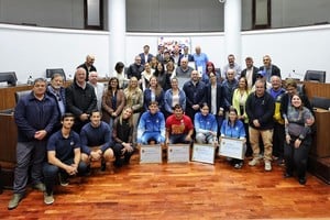 El Concejo Municipal reconoció a deportistas y clubes que fueron parte de los Juegos Suramericanos Santa Fe 2026.