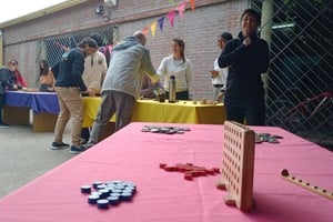El programa se extenderá a escuelas secundarias de la provincia hasta fin de año.