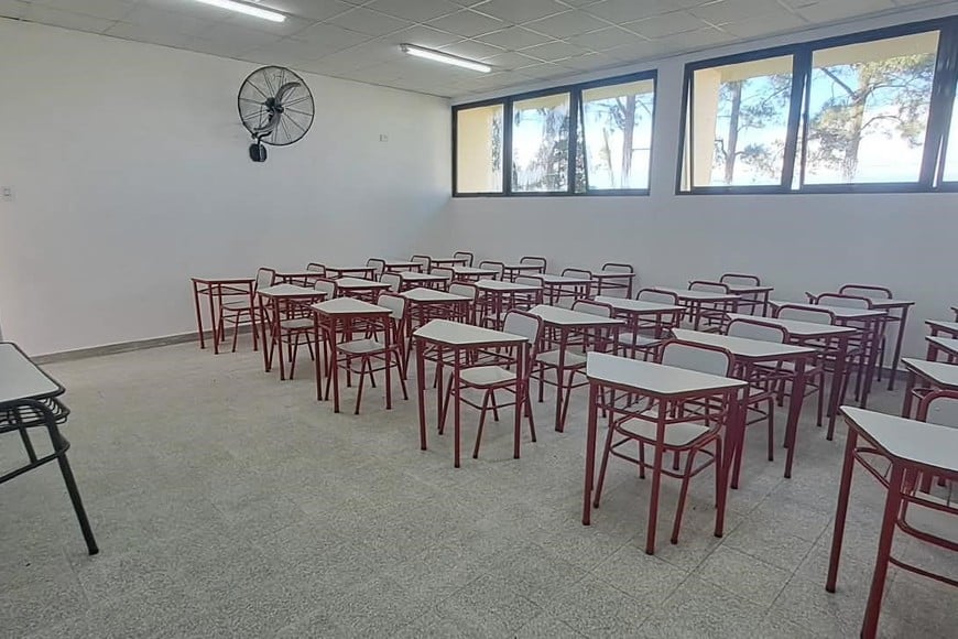 San Justo: habilitaron nuevas aulas en dos escuelas y recorrieron otros establecimientos