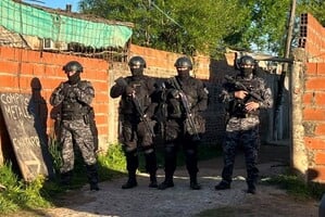 Los allanamientos contaron con la colaboración de grupos tácticos de la URI. Foto: Gentileza