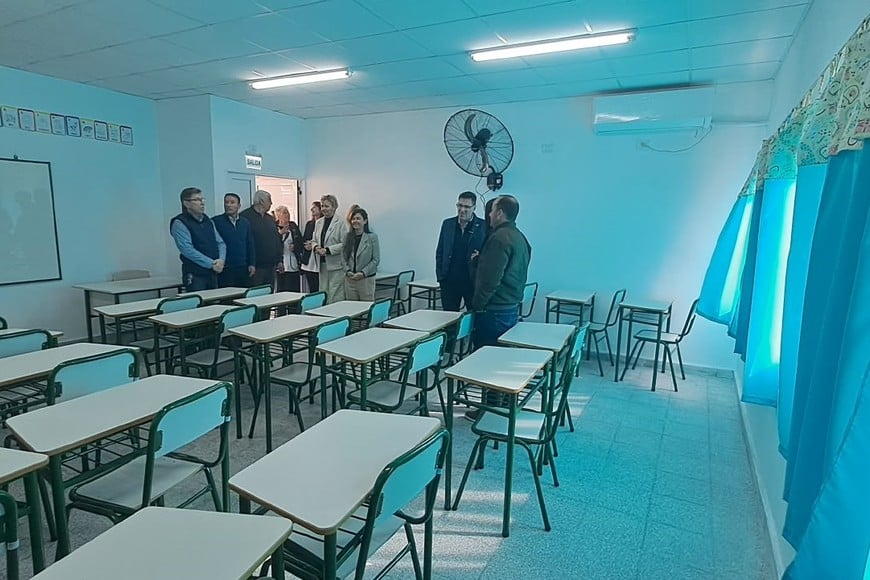 San Justo: habilitaron nuevas aulas en dos escuelas y recorrieron otros establecimientos