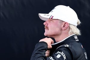 Del casco de Hamilton a un Williams: los recuerdos de Bottas que tienen lugar en su casa. Foto: Reuters