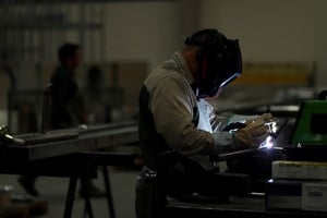 El nuevo registro del INDEC profundiza el escenario de ociosidad en las industrias argentinas. Foto: Archivo / REUTERS / Marcos Brindicci.
