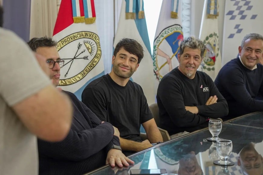 Rosario presentó el regreso del Turismo Carretera después de siete años