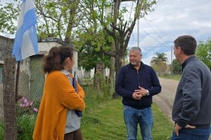 San Jerónimo del Sauce: cultura, servicios y obras en la agenda de una visita de Pirola