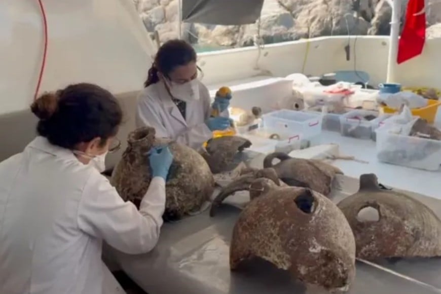 Los restos del naufragio se encuentran cerca de la costa de la isla de Kekova.