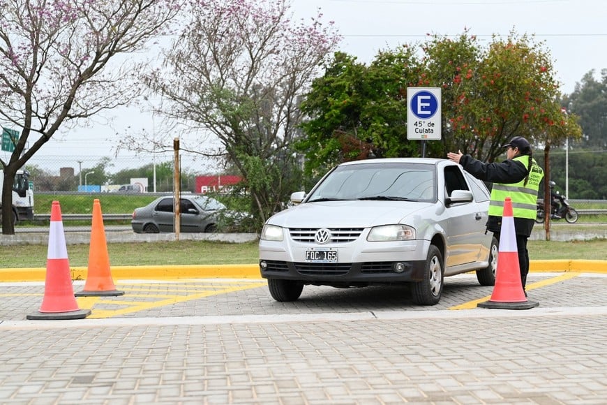 Villa Gobernador Gálvez puso en funcionamiento un nuevo circuito vial en el Parque Regional
