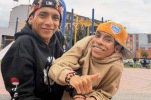 Los hermanos murieron durante la madrugada del jueves, después de una emergencia médica.