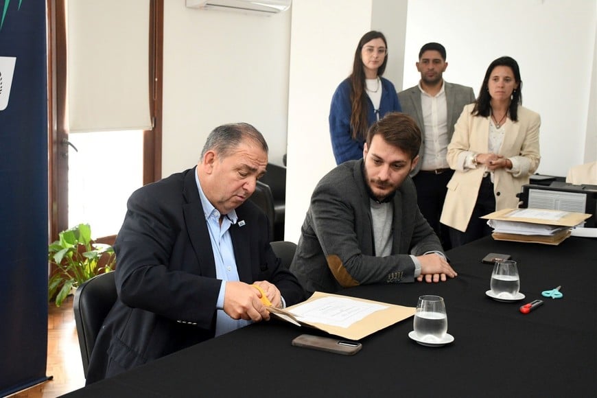 La Municipalidad abrió las ofertas para el mantenimiento de Colastiné Norte