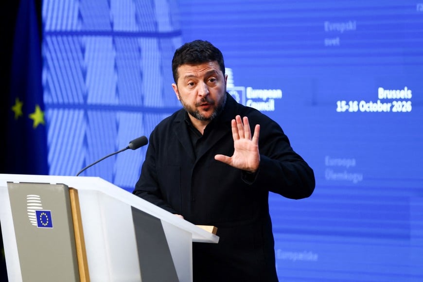 Ukrainian President Volodymyr Zelenskiy speaks during a press conference at a European Union leaders' summit in Brussels, Belgium, October 16, 2026. REUTERS/Yves Herman