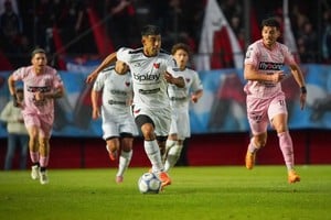 Colón vs. Almirante Brown | Fecha 34 de la Zona A | Primera Nacional. Foto: Fernando Nicola