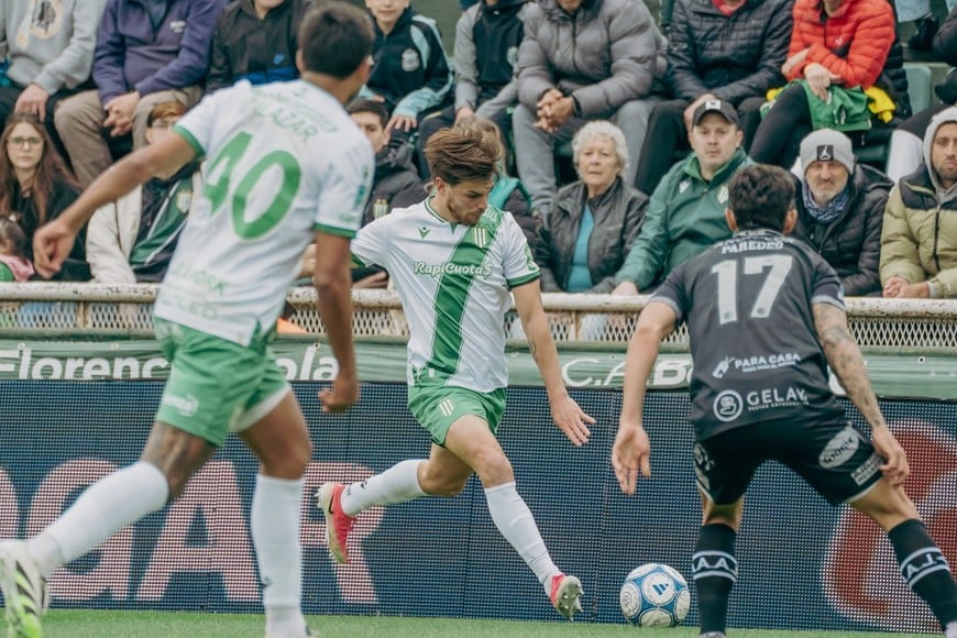 Matías Giménez convirtió el único gol del partido para darle el triunfo a Argentinos Juniors en su visita a Banfield.