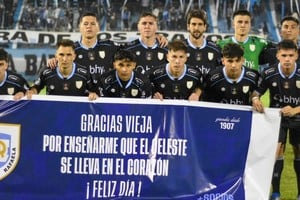 El once titular de Atlético de Rafaela que saltó a la cancha en el Monumental y logró un festejado triunfo ante Quilmes.