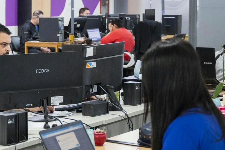 La iniciativa está destinada a empleados de planta permanente