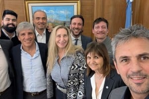 El encuentro sirvió para analizar la economía y la política internacional, la agenda legislativa nacional y la evolución del fenómeno de El Niño.