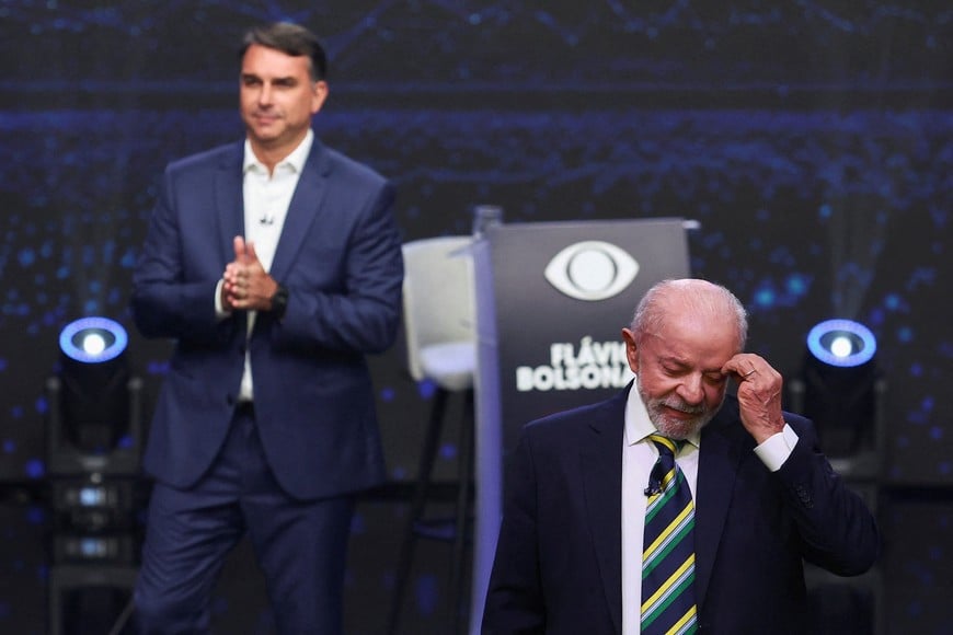 Brazilian presidential candidate Luiz Inacio Lula da Silva reacts during a presidential debate, ahead of the runoff presidential election, in Sao Paulo, Brazil, October 18, 2026. REUTERS/Jean Carniel