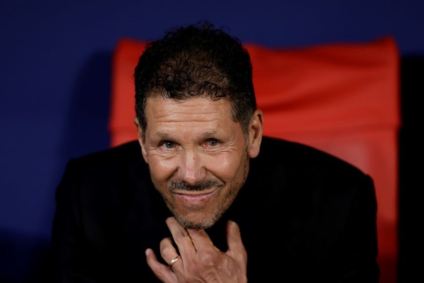 Soccer Football - UEFA Champions League - Atletico Madrid v Manchester United - Riyadh Air Metropolitano, Madrid, Spain - October 13, 2026
Atletico Madrid coach Diego Simeone before the match REUTERS/Violeta Santos Moura