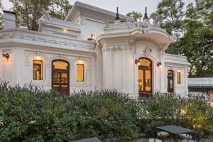 Águila Pabellón fue declarado Monumento Histórico Nacional en 1997, el edificio fue recuperado y volvió a abrir sus puertas como restaurante en julio de 2023, después de años de abandono. Gentileza