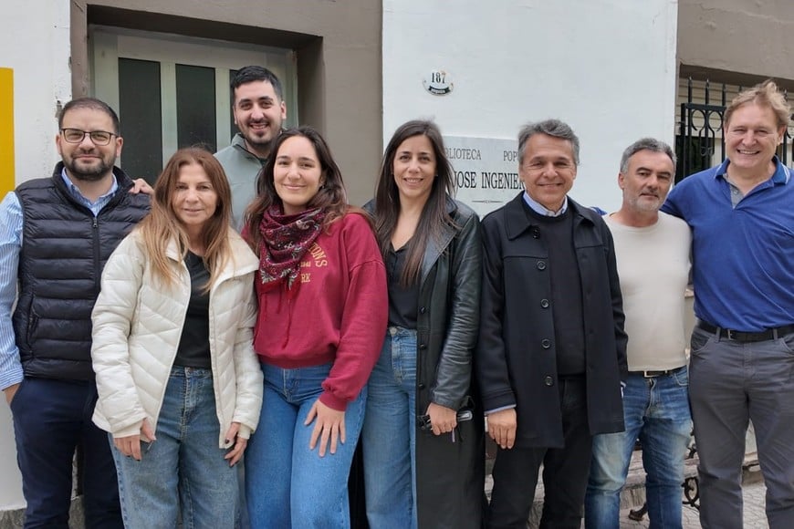 El costo de la energía eléctrica, uno de los temas de la recorrida de Giuliano por el departamento Belgrano