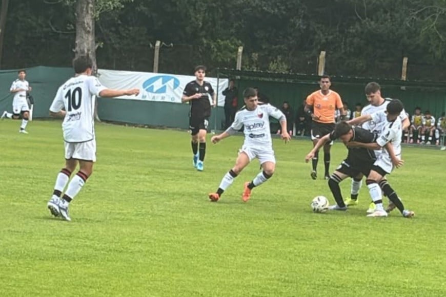La reserva sabalera derrotó 1 a 0 a Ferro Carril Oeste como visitante y celebró su tercer triunfo en el Torneo Clausura Proyección 2026.