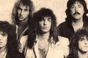 Clásicos como “El sueño de la gitana”, “Chico callejero” fueron interpretados por Blanch.