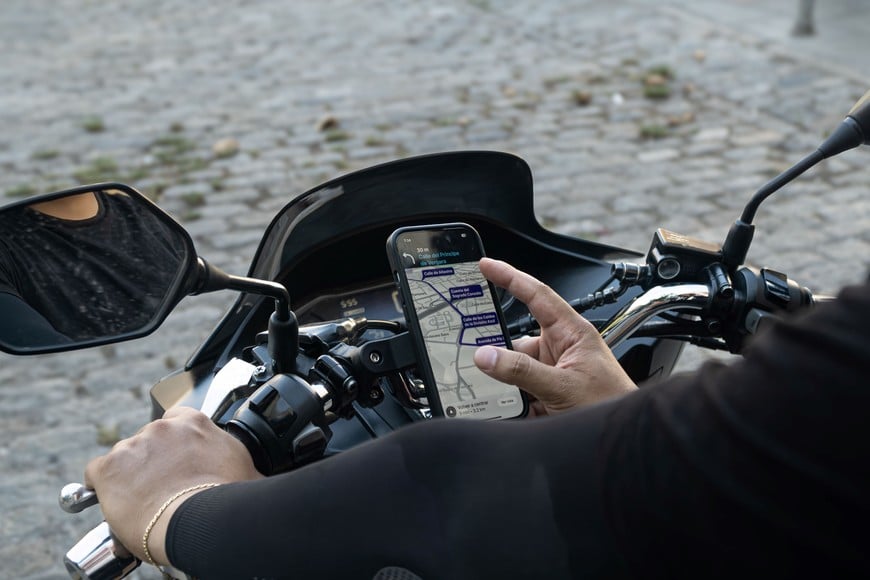Las motos están prohibidas para apps. Archivo.