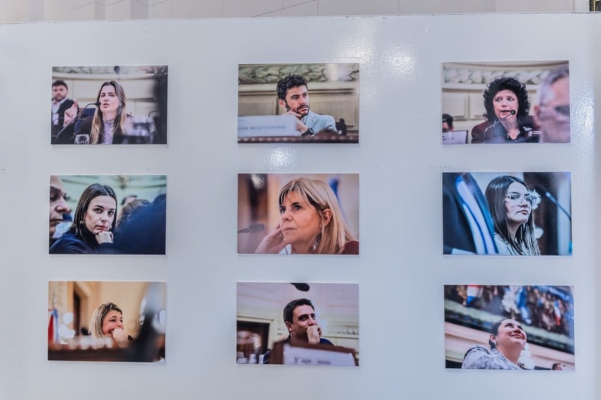 Muestra de fotografías sobre la Reforma Constitucional de la Provincia de Santa Fe. Foto: Gentileza Senado de Santa Fe.
