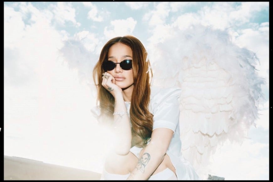 Angela Torres presenta su “Mi nombre”, nuevo single y videoclip