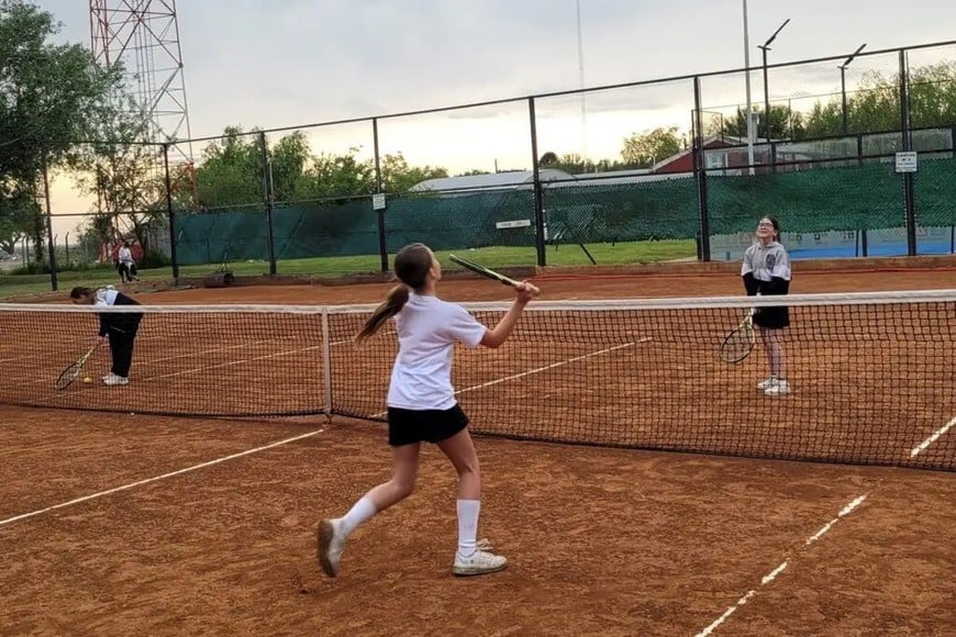 San Lorenzo: Jugarte acercó más de 30 disciplinas deportivas y culturales a los estudiantes