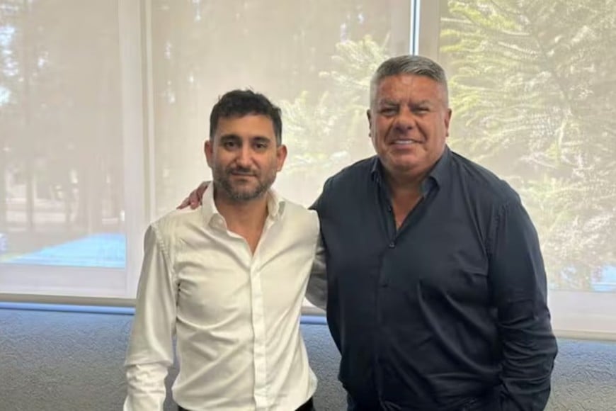 Ariel Vallejo junto al "Chiqui" Tapia