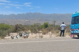 Un hombre argentino de 83 años y una mujer alemana de 80 murieron tras protagonizar un vuelco