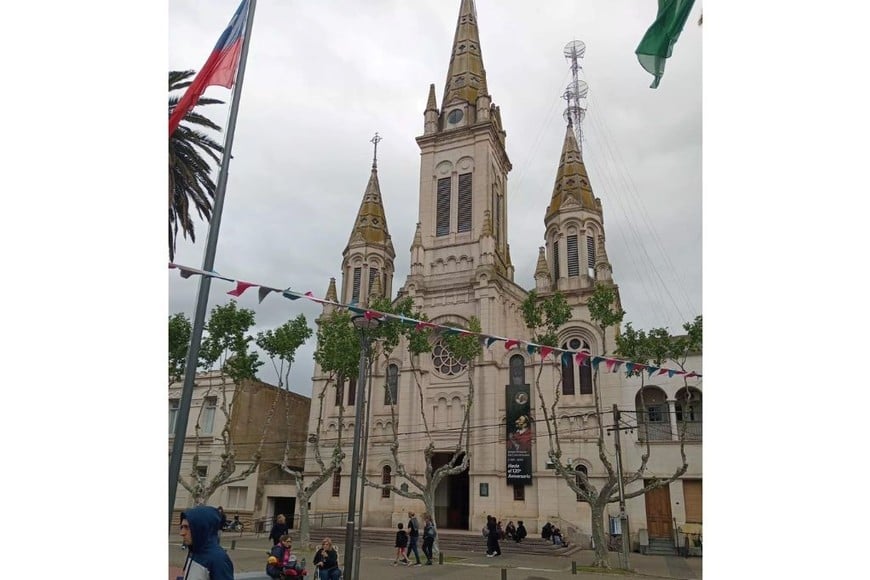 Colón en Bolívar: uno de los atractivos de un sábado especial
