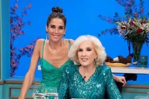 Juana Viale llevó tranquilidad sobre la salud de su abuela, Mirtha Legrand.
