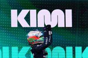 Kimi Antonelli ganó por novena vez en la temporada y dejó Austin a un paso de su primer título mundial. Foto: REUTERS / Mike Segar.