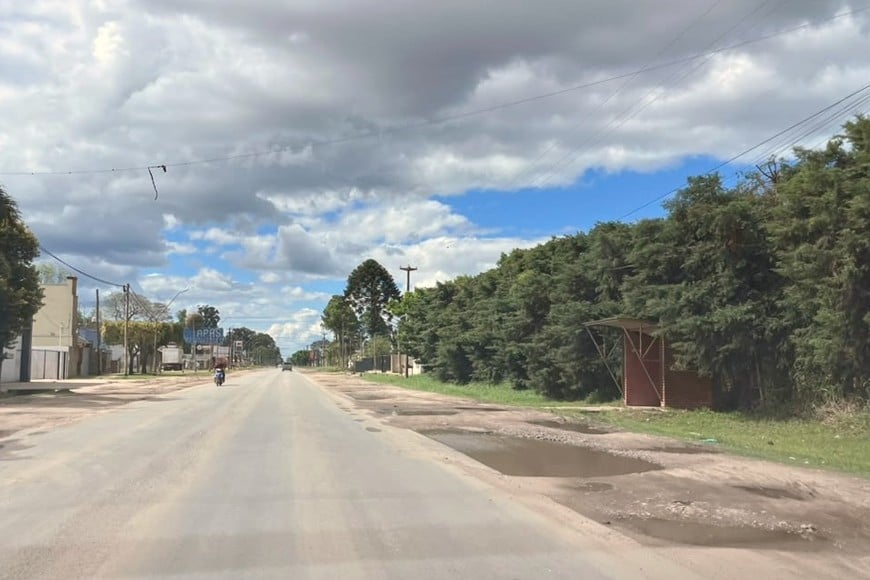 Banquinas peligrosas en gran parte del corredor.