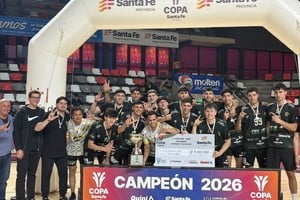 El Invencible Rosario fue sede este domingo de la gran final de la Copa Santa Fe de Vóley masculina.