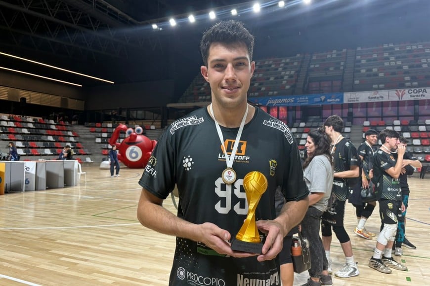 El Invencible Rosario fue sede este domingo de la gran final de la Copa Santa Fe de Vóley masculina.