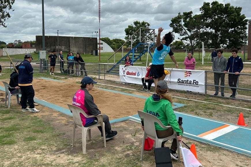 Velocidad, saltos y lanzamientos marcaron la jornada de atletismo.