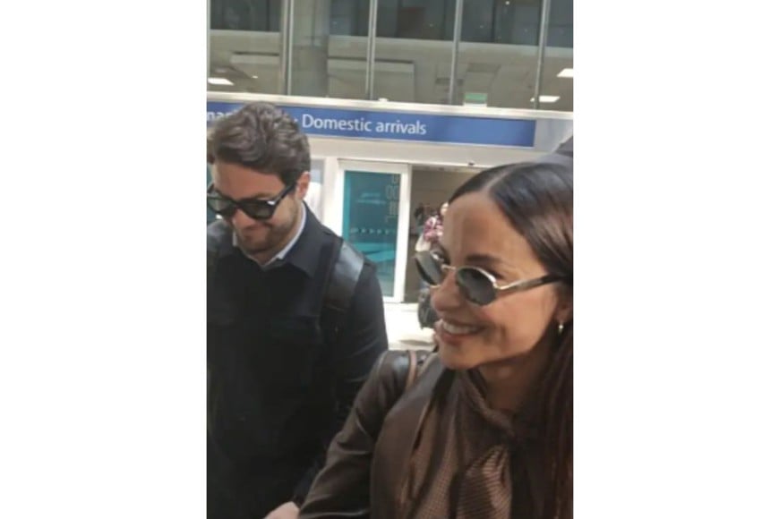 Lourdes Sánchez y Francisco Liotta arribaron al Aeroparque
