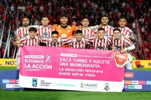 El once titular de Instituto que derrotó a Riestra, afianzó el liderazgo en la Zona A y selló el histórico pase a las copas internacionales.