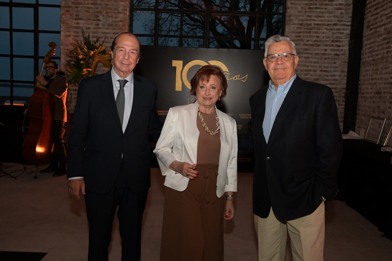 El Sanatorio Santa Fe celebró sus 100 años de historia con un encuentro en el Carmen Art Center, junto a autoridades y referentes de la región.